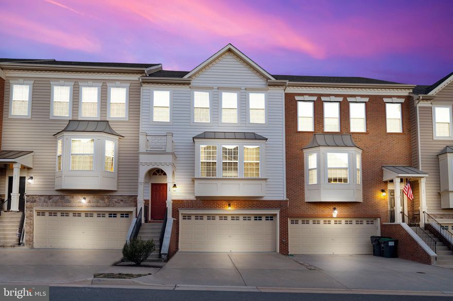 LUXURY TOWNHOME, 4 Beds, 3.5 Baths- Simply stunning!  This beautiful home in Colonial Forge Subdivision neighborhood, backs to wooded area, is close to all amenities. Located in well sought after schools area, shopping, commuter lot/transport and MCB Quantico.  Gourmet Eat-In kitchen,  Sun-room, Double ovens, Granite countertops, tile backsplash, Stainless Steel appliances and hardwood floors.  Enjoy the great outdoors and your back yard with the expansive deck right off the kitchen.  This home features a 5 Piece Master Bath with large walk in closet, large Master Bedroom with Sun Room, walk in laundry room on 3rd level and large Rec Room on 1st level. Convenient access is provided  via automatic garage door with outside keypad and Keyless entry front door.  The Community features a Clubhouse, Swimming Pool, Tot Lots, Dog Park, and a quiet family neighborhood. This home is absolutely amazing!