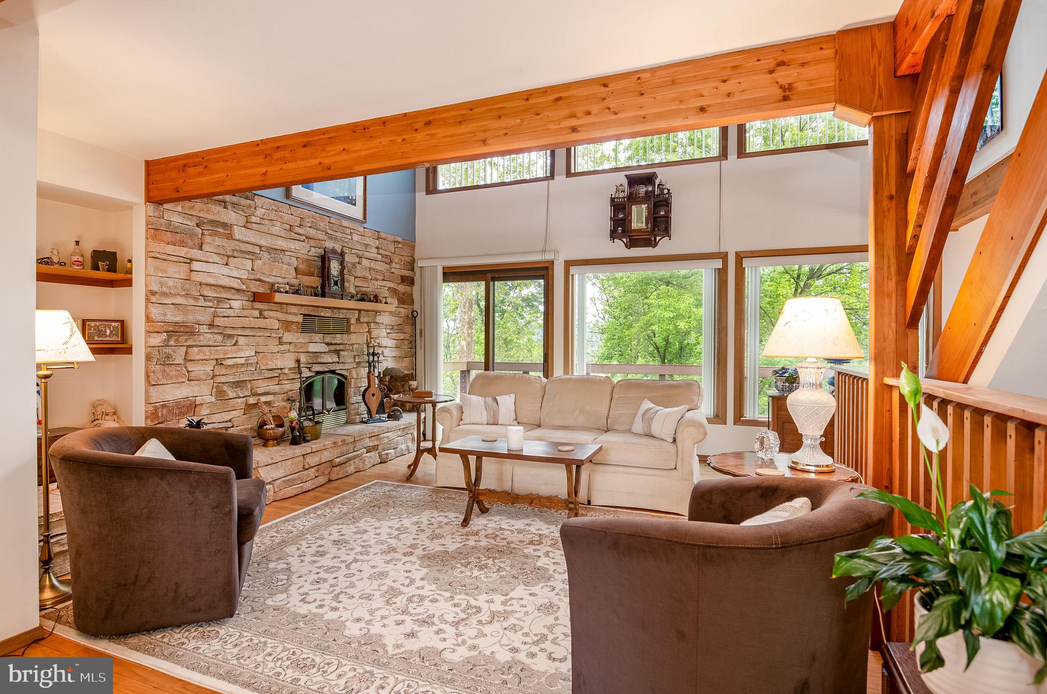 COUNTRY CLUB ESTAT - Residential