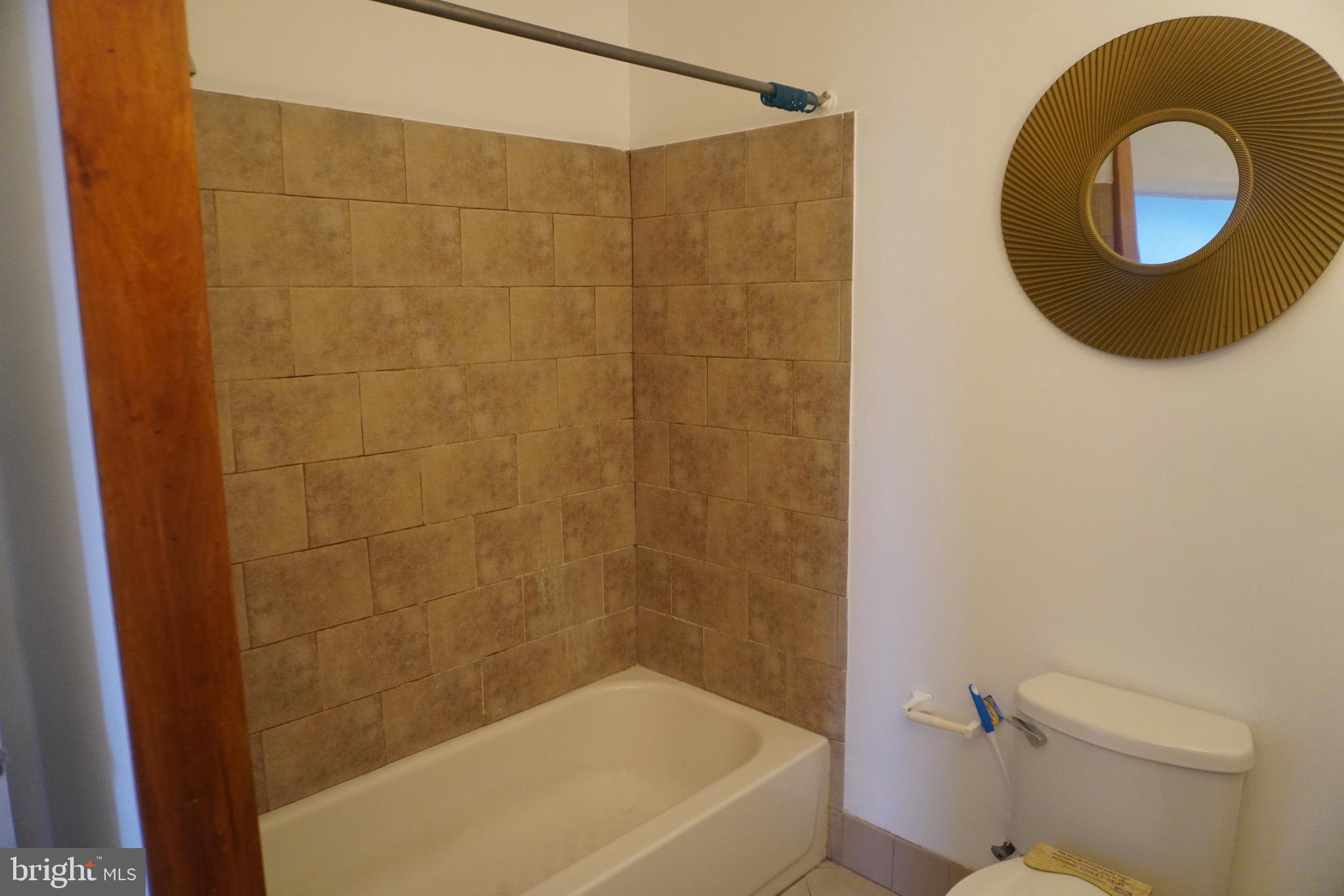 NICETOWN-TIOGA - Residential Lease