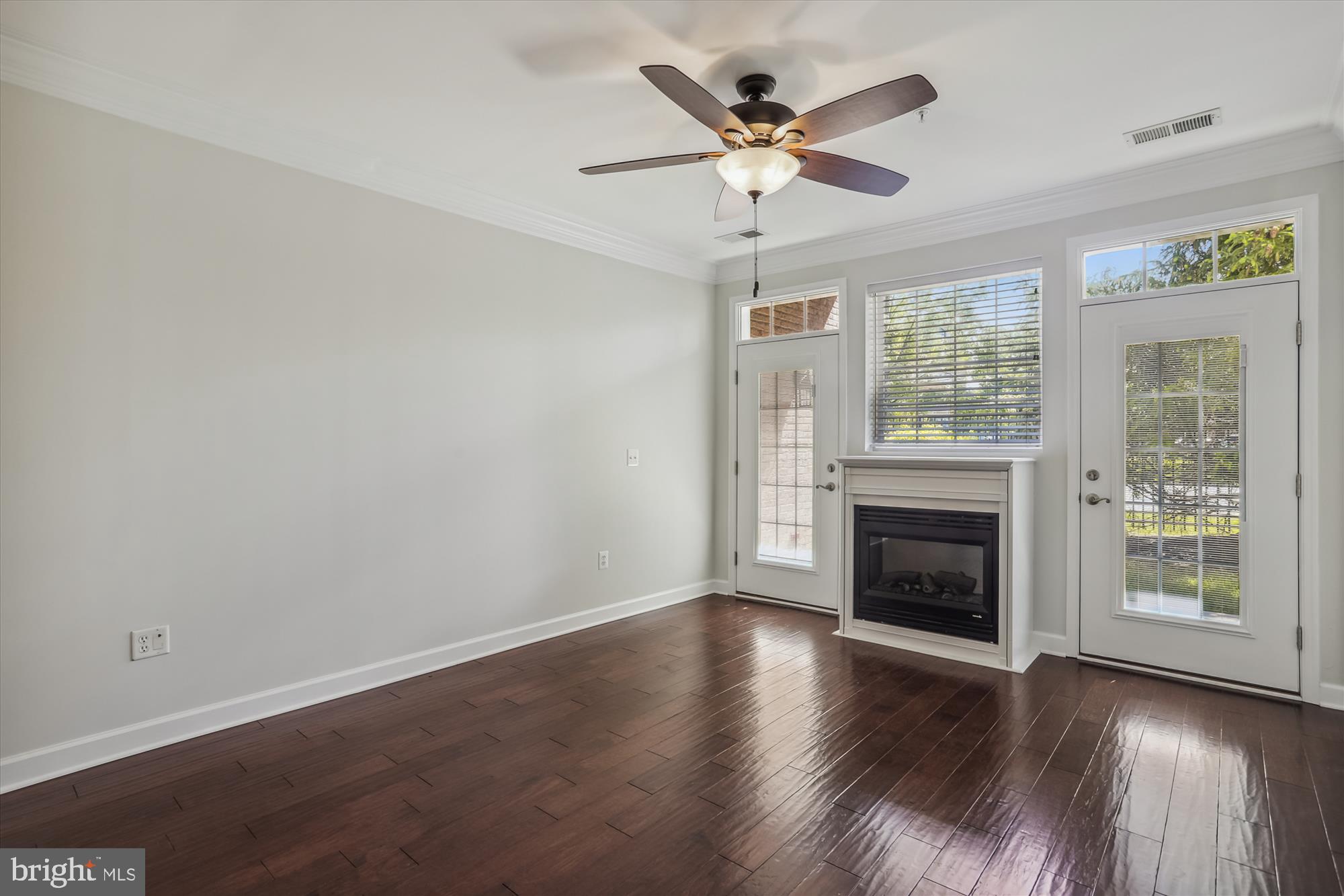 THE HAMLETS AT SOUTH RIVER COLONY - Residential