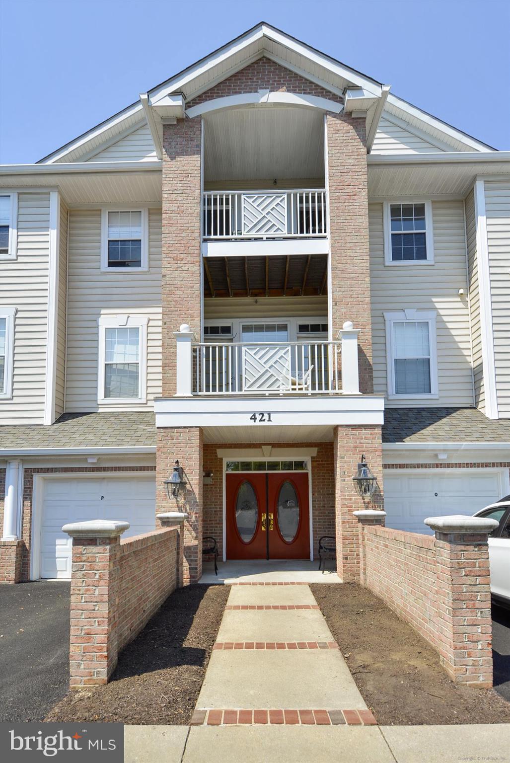 THE HAMLETS AT SOUTH RIVER COLONY - Residential