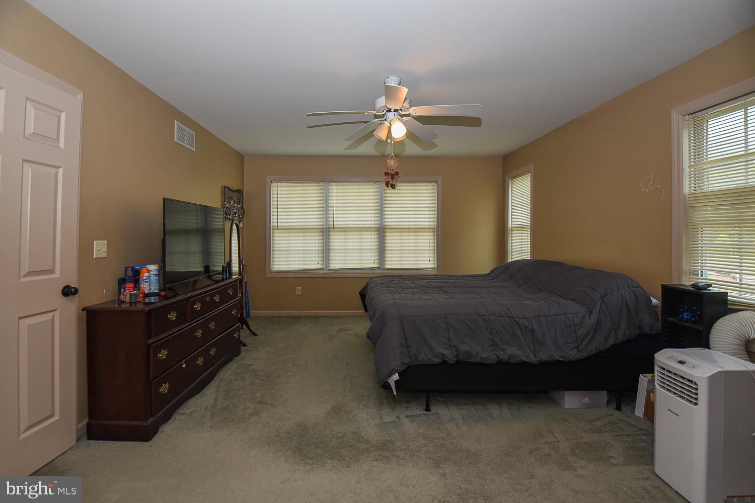 HILLCREST ESTATES - Residential