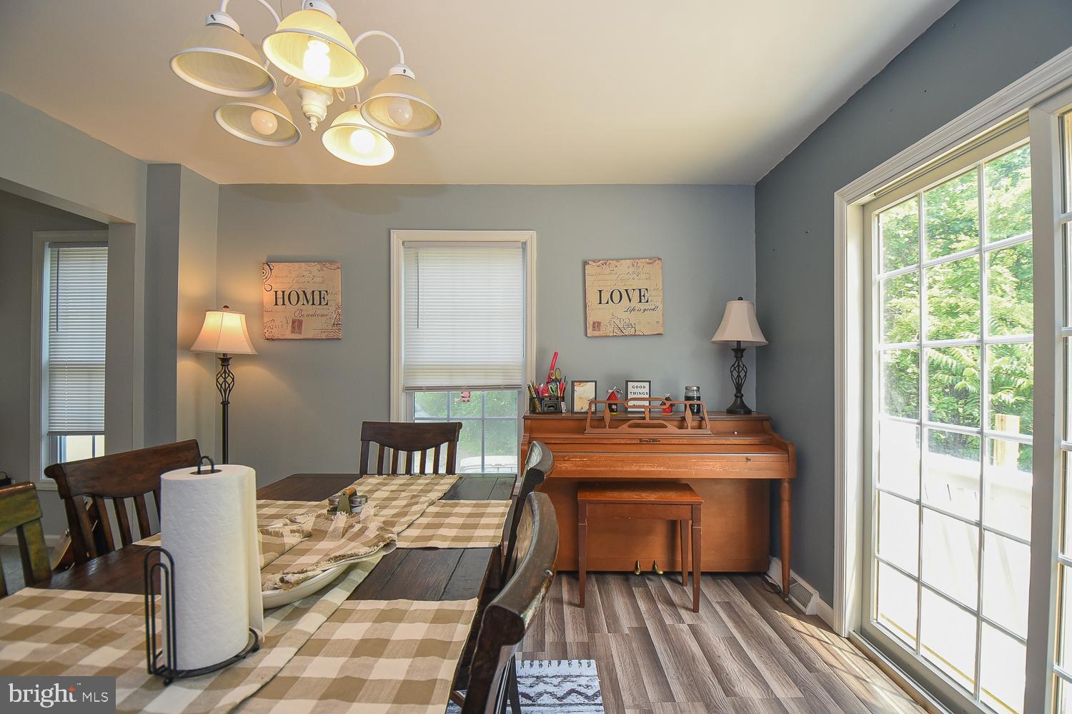 HILLCREST ESTATES - Residential