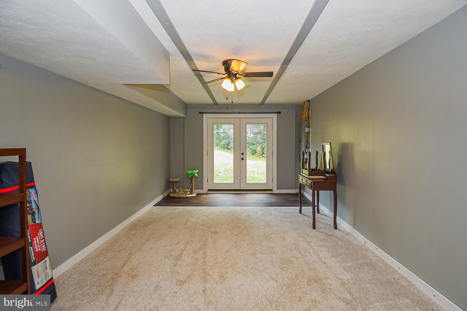 HILLCREST ESTATES - Residential