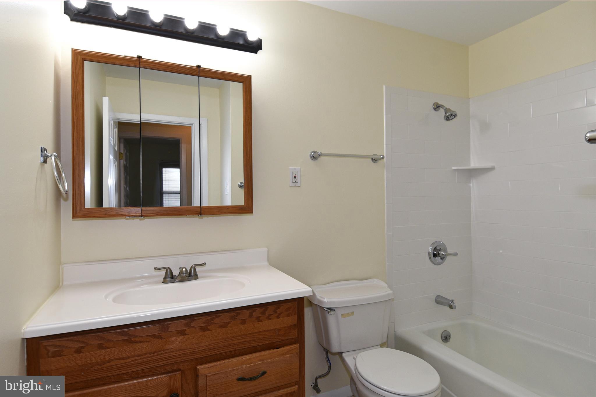 MEADOWBROOK AT BELAIR - Residential