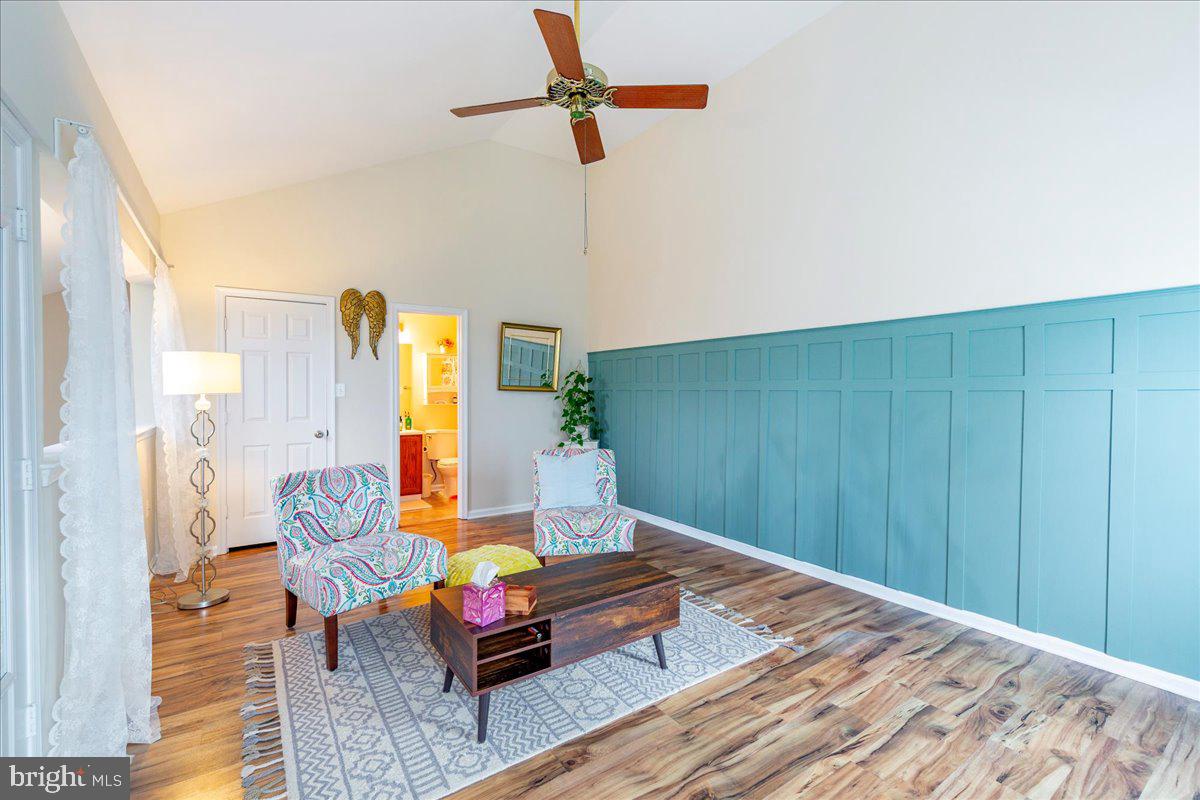 ROLLINGWOOD - Residential