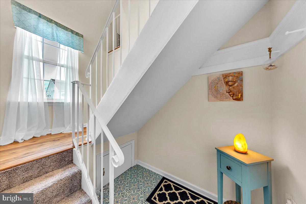 ROLLINGWOOD - Residential