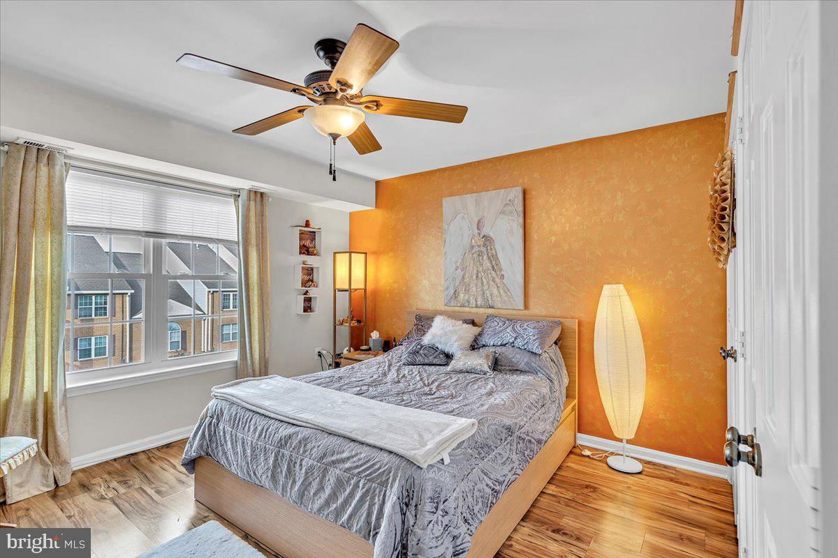 ROLLINGWOOD - Residential