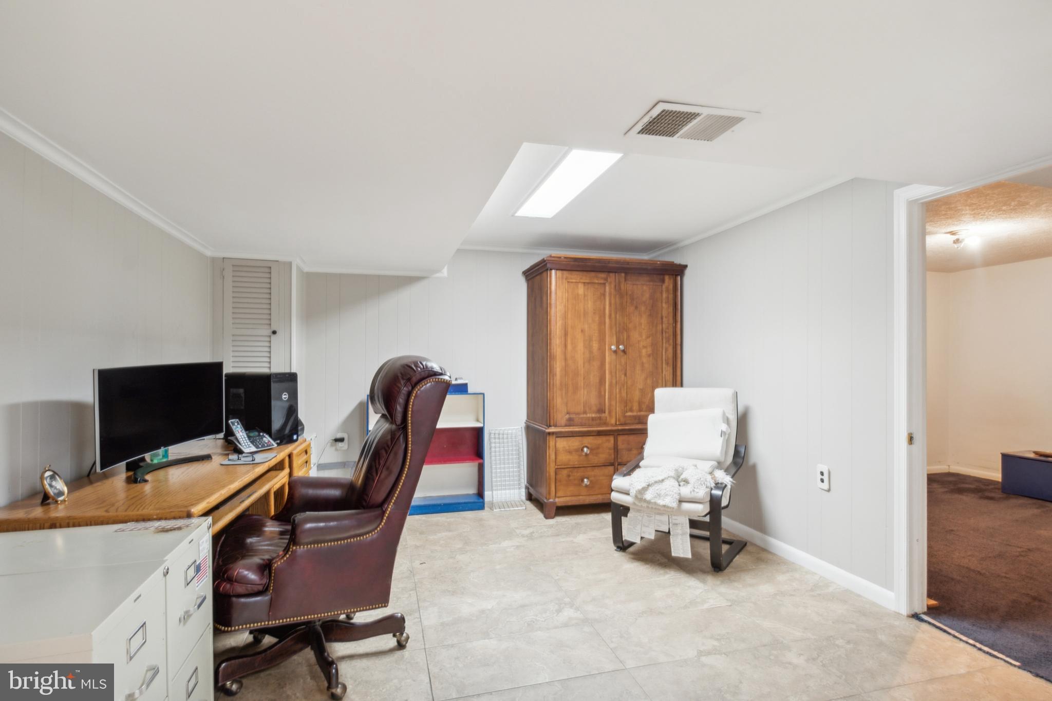 CALVERTON - Residential