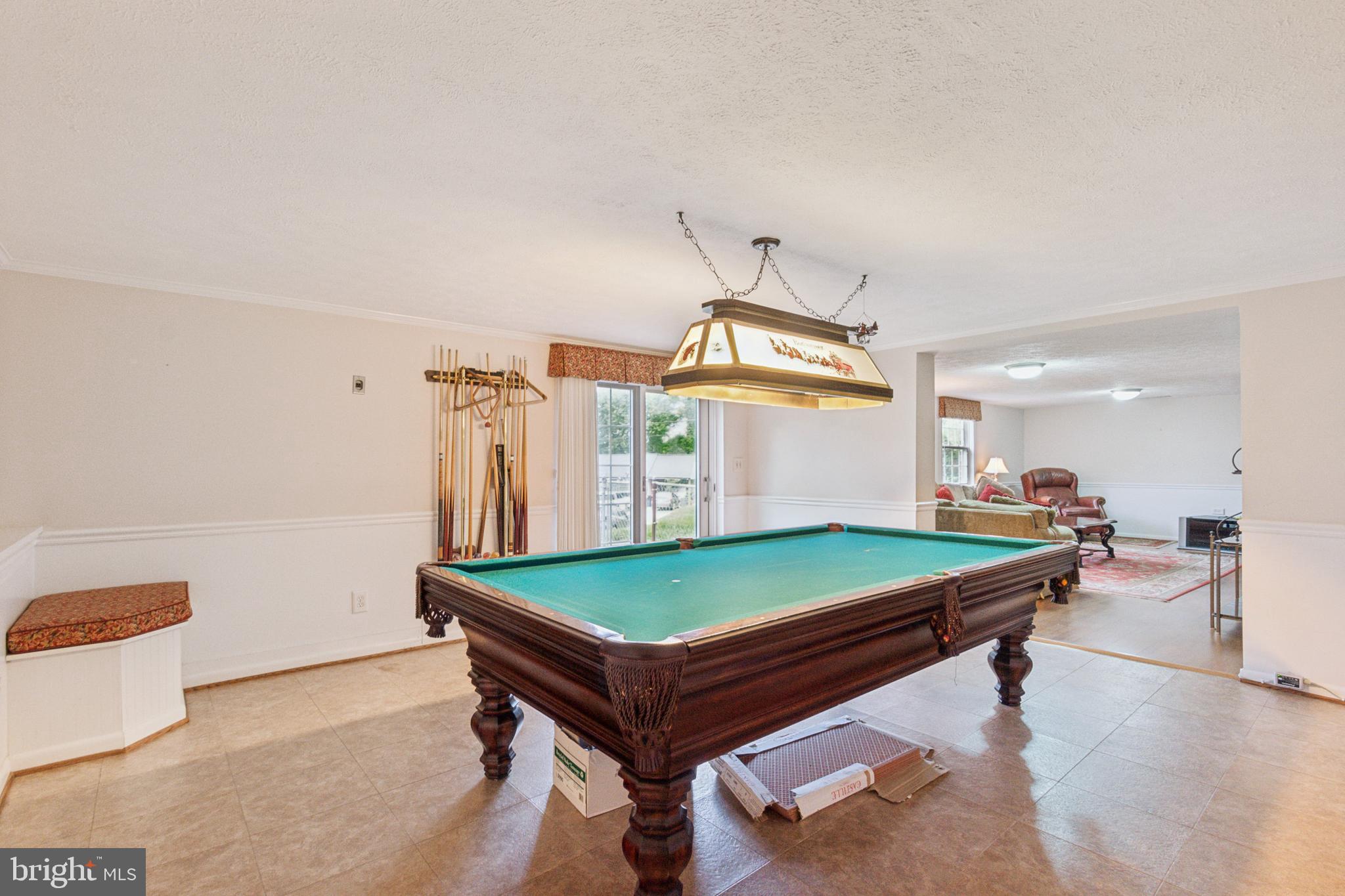 CALVERTON - Residential