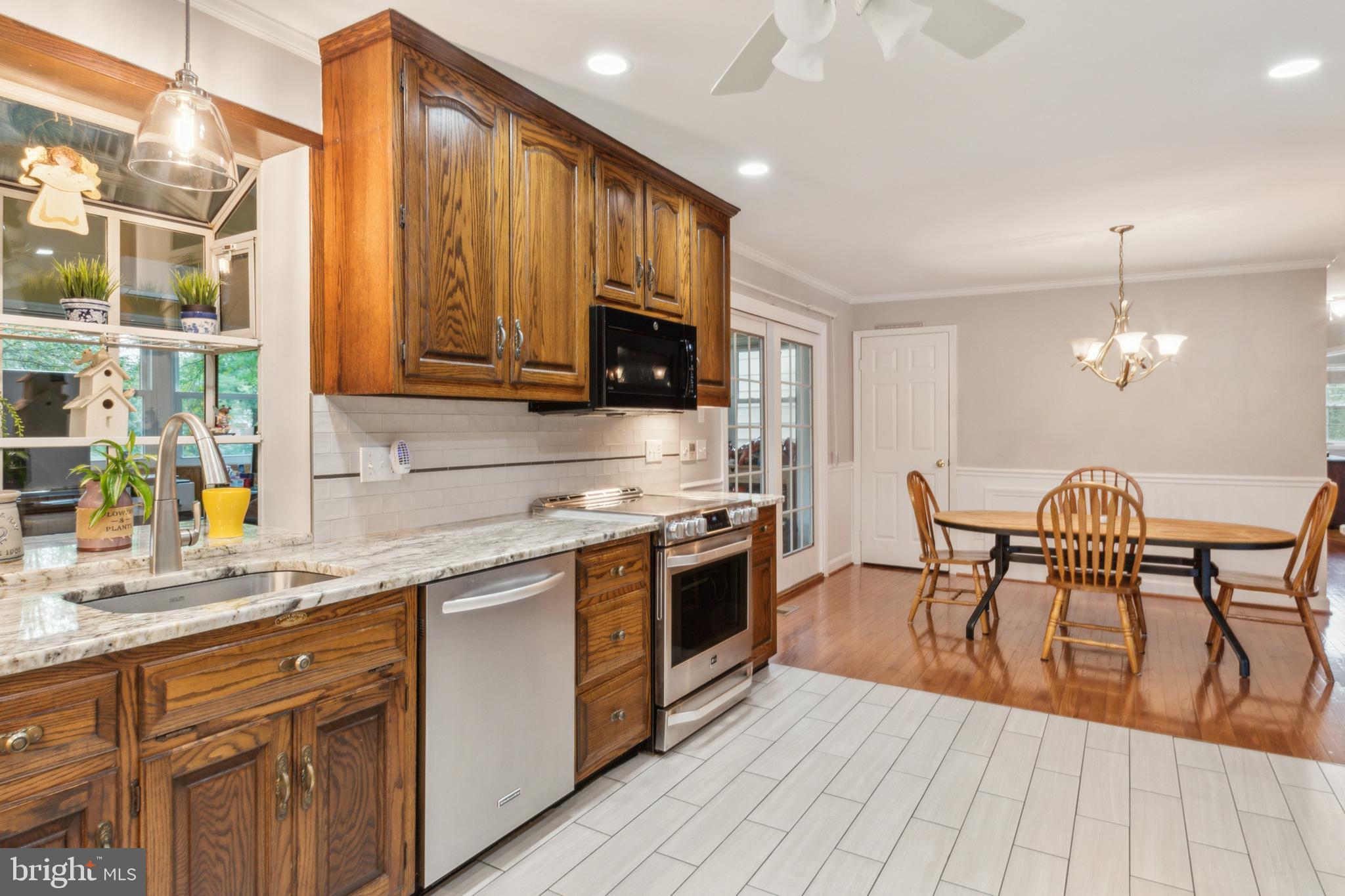 CALVERTON - Residential