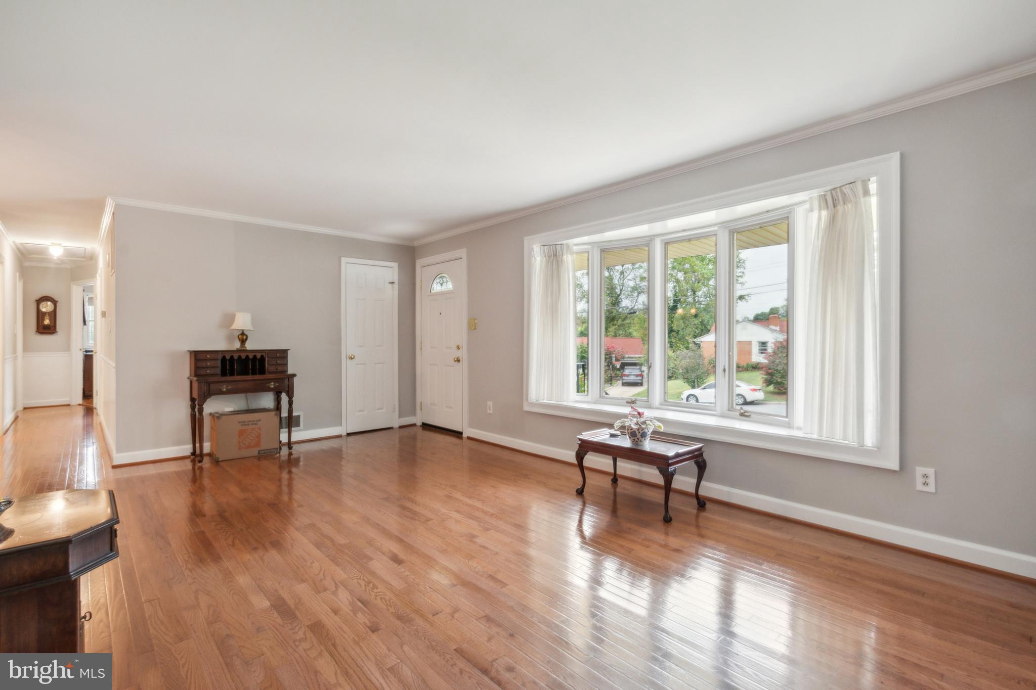 CALVERTON - Residential