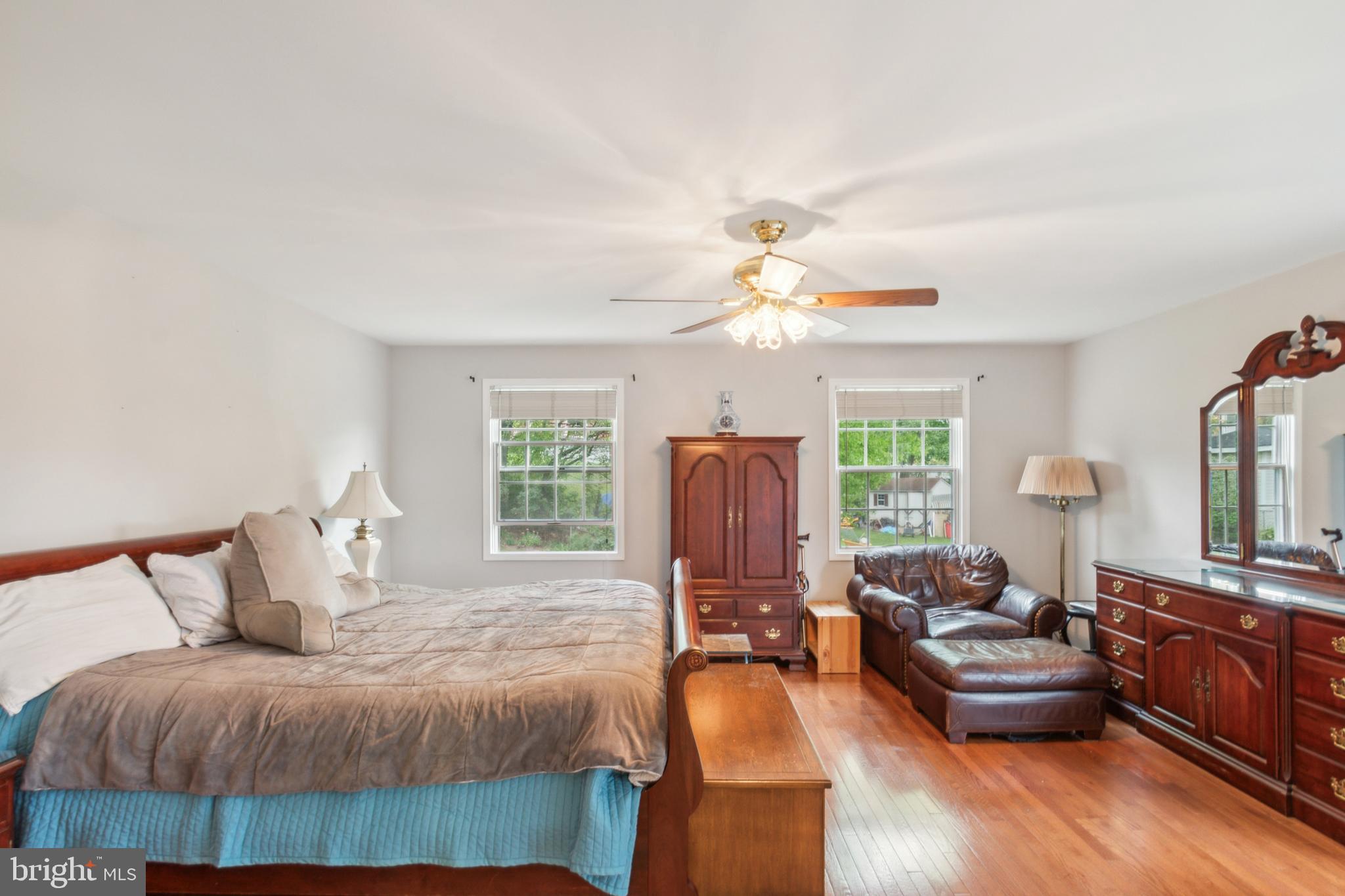 CALVERTON - Residential