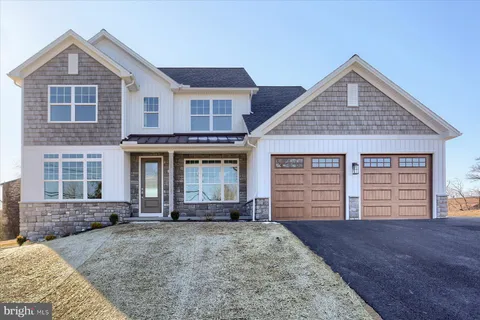 100 Wolfe Circle, Harrisburg, PA 17112 - MLS#: PADA2042436