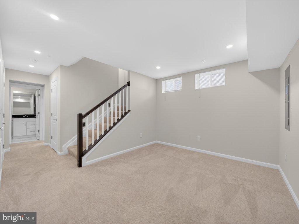 CAPITOL HEIGHTS - Residential
