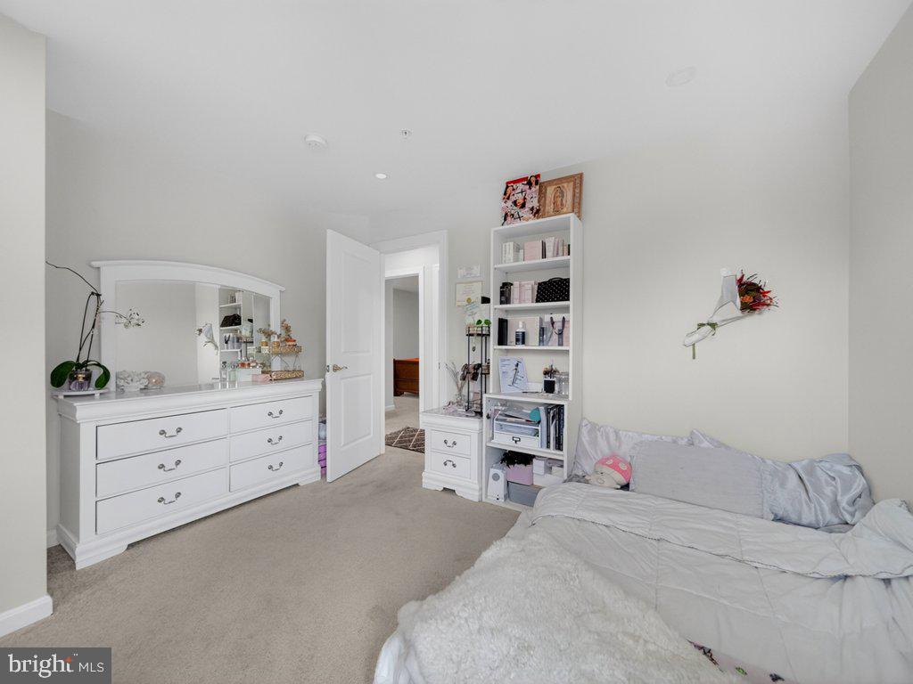CAPITOL HEIGHTS - Residential