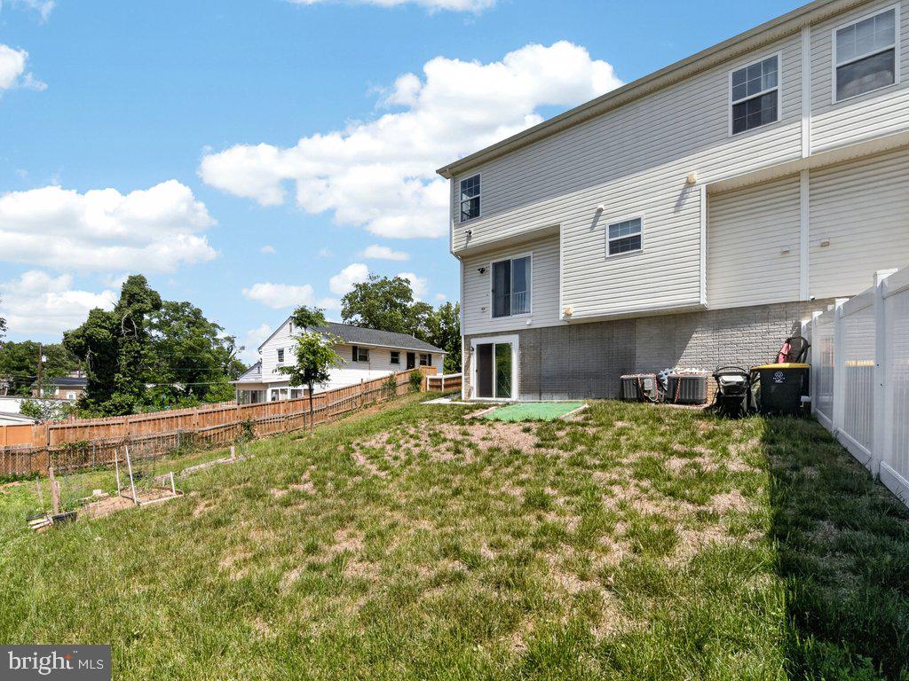 CAPITOL HEIGHTS - Residential