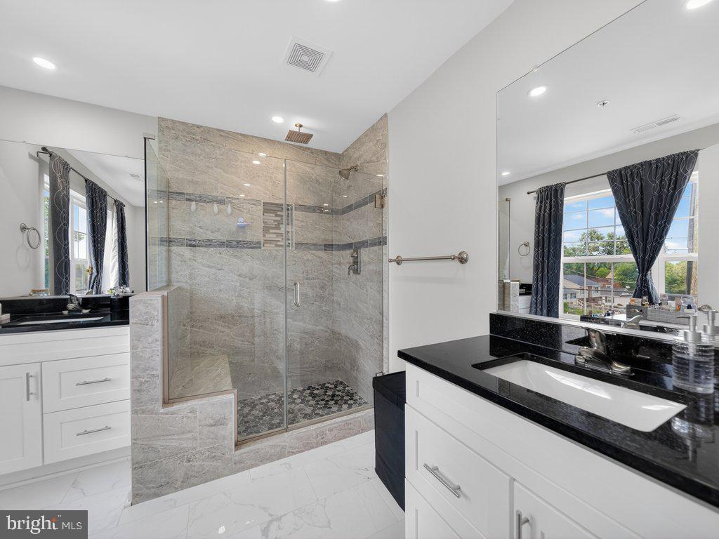 CAPITOL HEIGHTS - Residential
