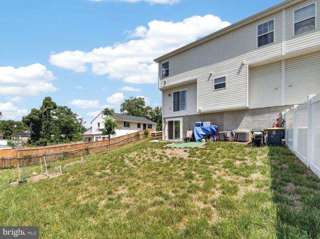 CAPITOL HEIGHTS - Residential