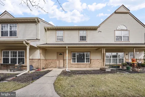 10 Sassafras Court, North Brunswick, NJ MLS: NJMX2008320