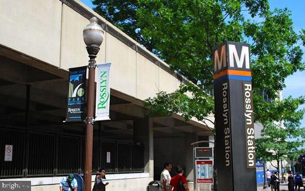 RIVER PLACE WEST - Residential