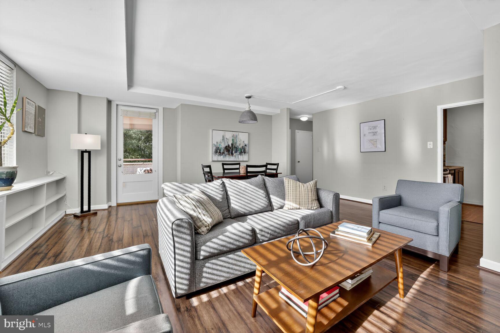 RIVER PLACE WEST - Residential