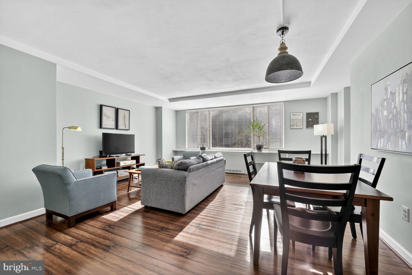 RIVER PLACE WEST - Residential