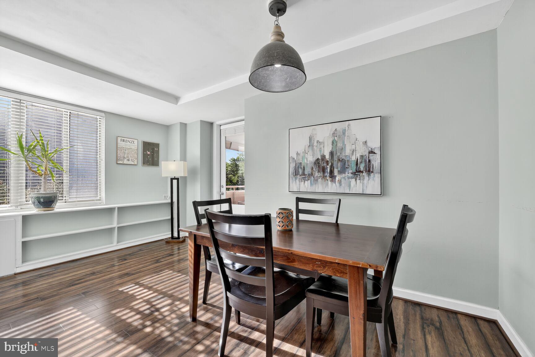 RIVER PLACE WEST - Residential