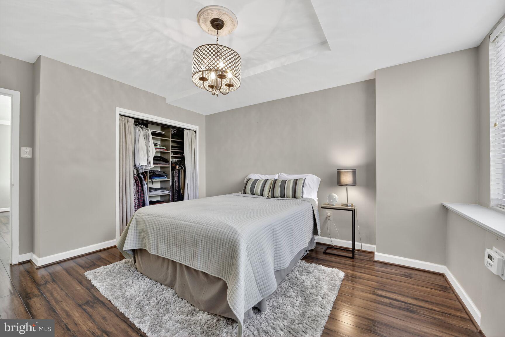 RIVER PLACE WEST - Residential