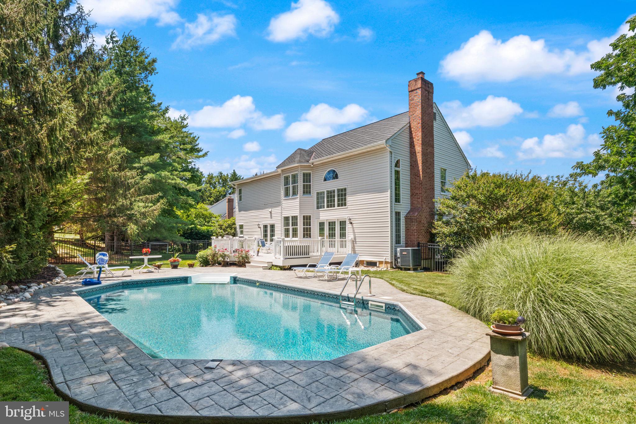1703 SABLE COURT