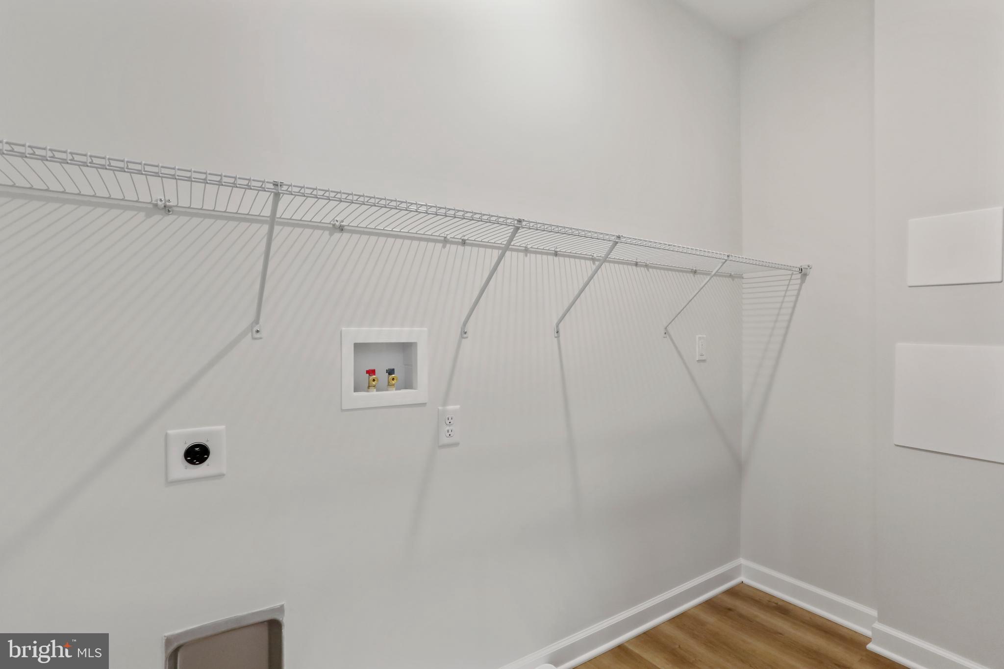 MIDDLE CREEK VISTAS - Residential