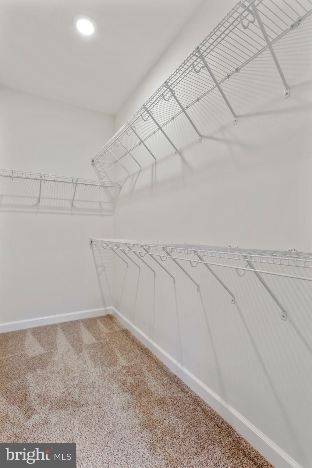 MIDDLE CREEK VISTAS - Residential