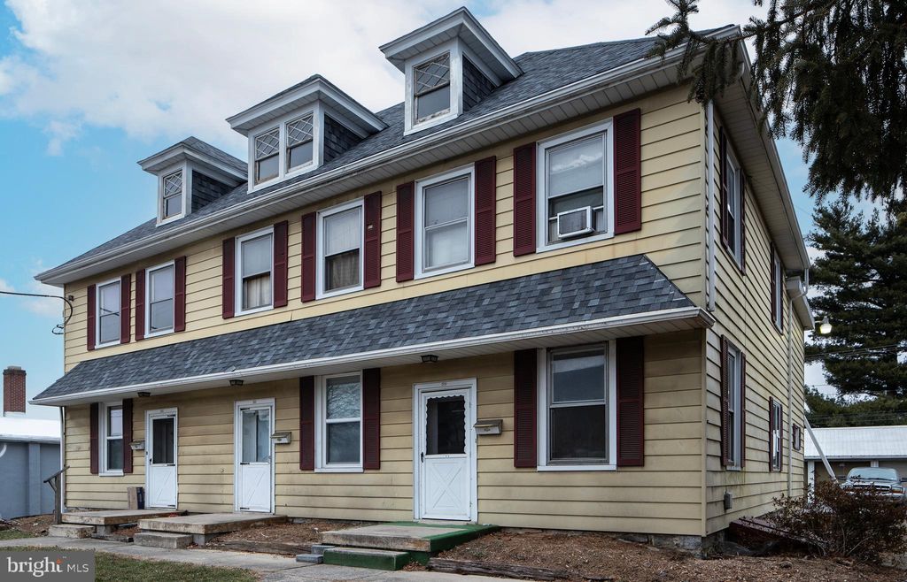 Photo of 521 W Main St, PALMYRA, PA 17078 (MLS # PALN2024308)