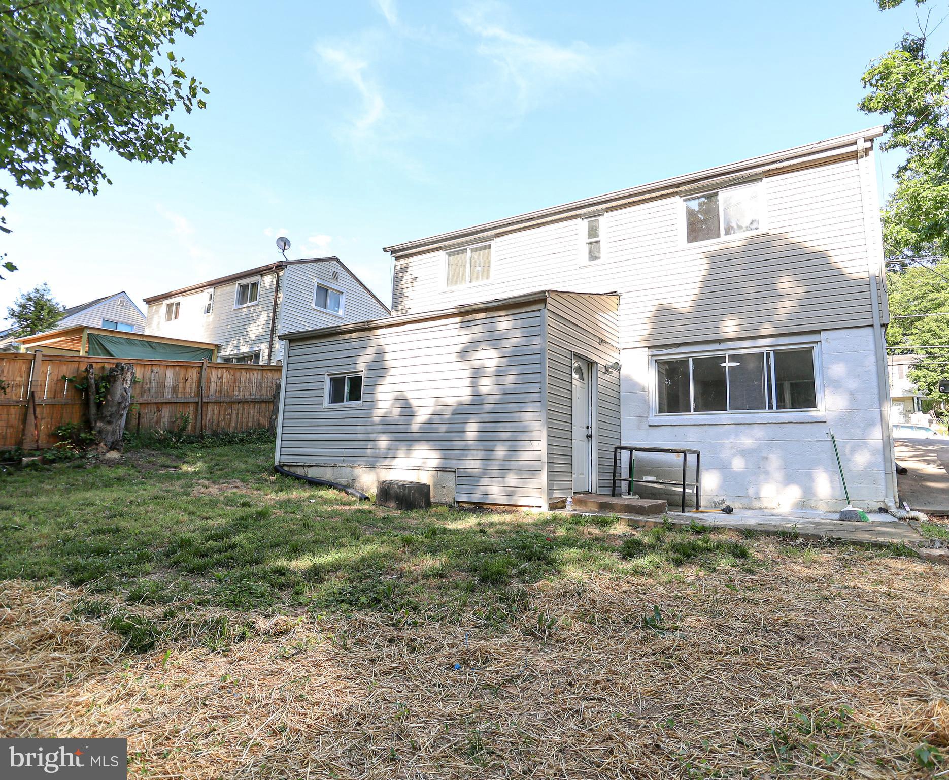 EAST PINES - Residential