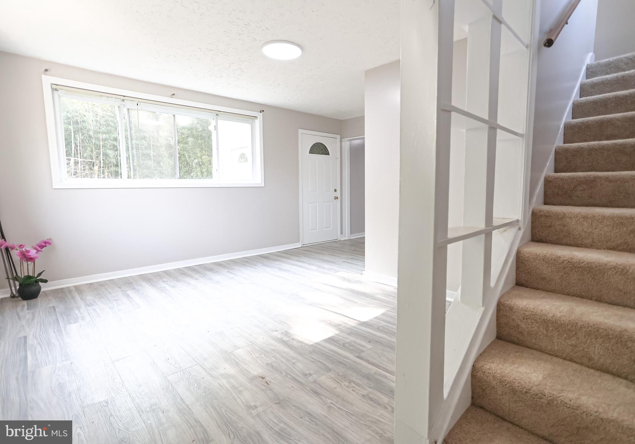 EAST PINES - Residential