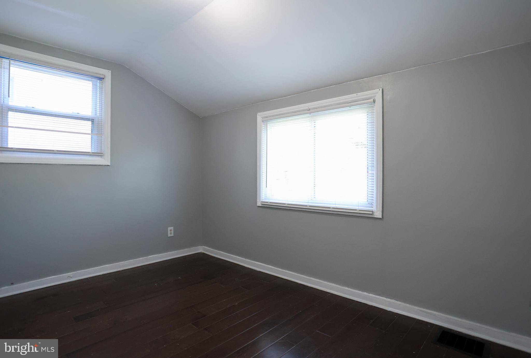 EAST PINES - Residential