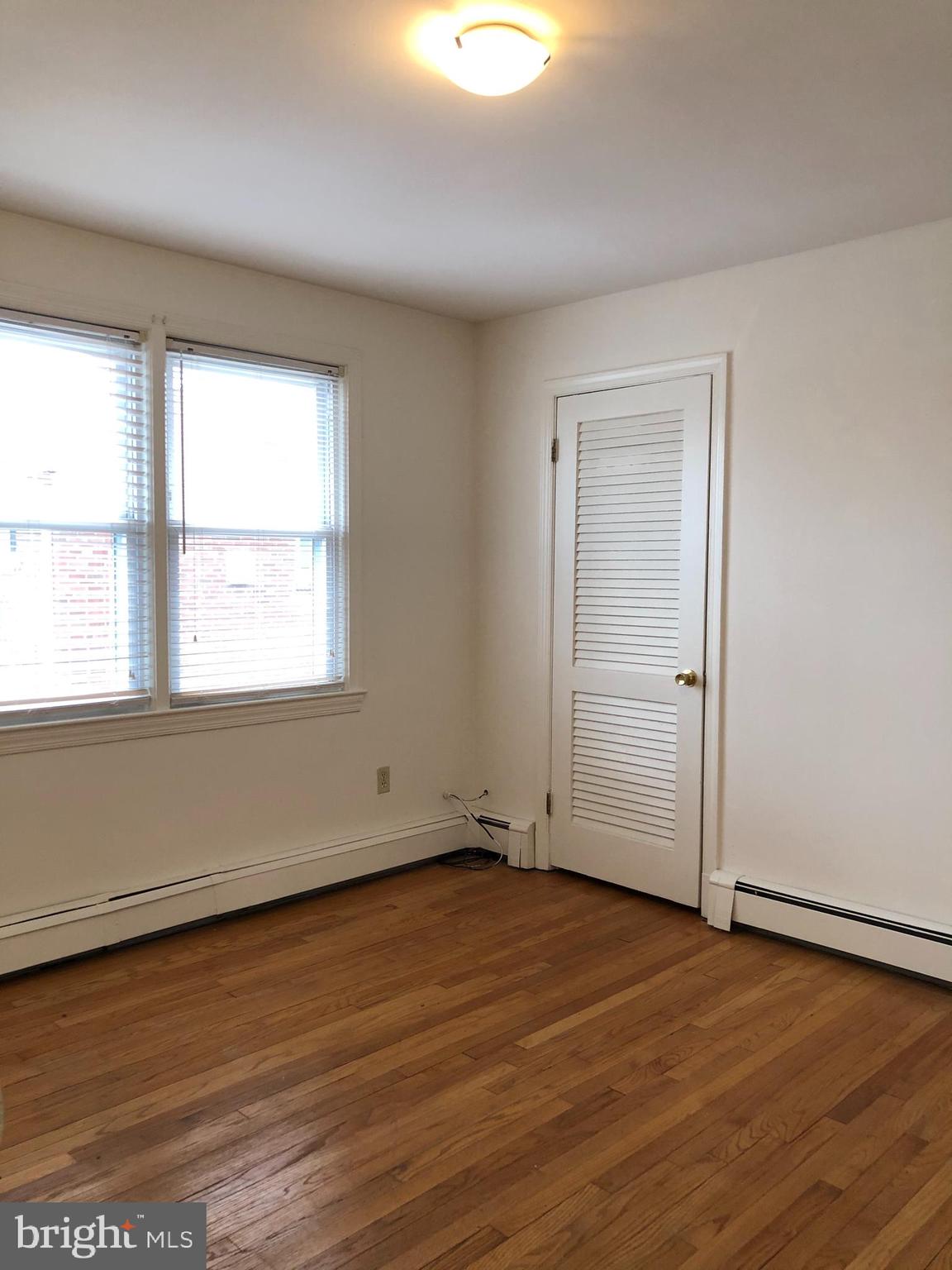 LAUREL PARK - Residential Lease