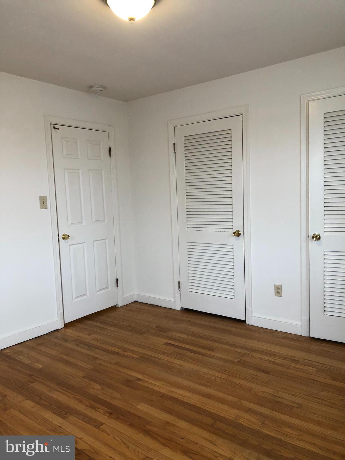 LAUREL PARK - Residential Lease