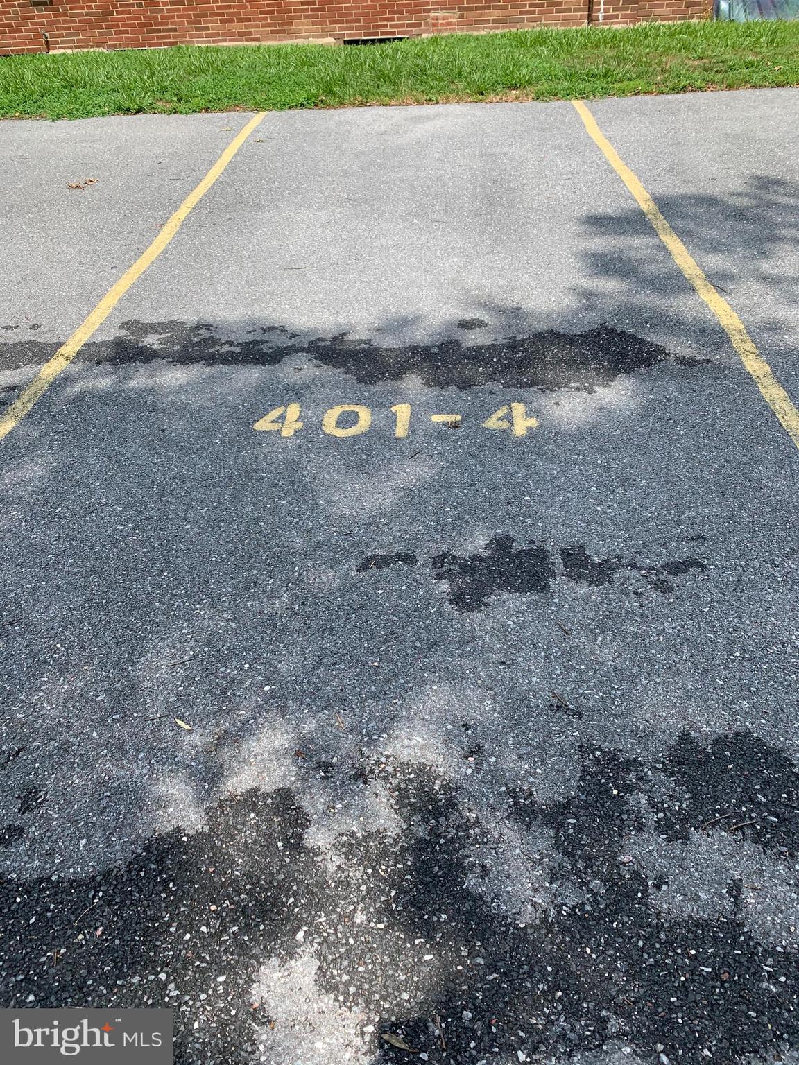 LAUREL PARK - Residential Lease