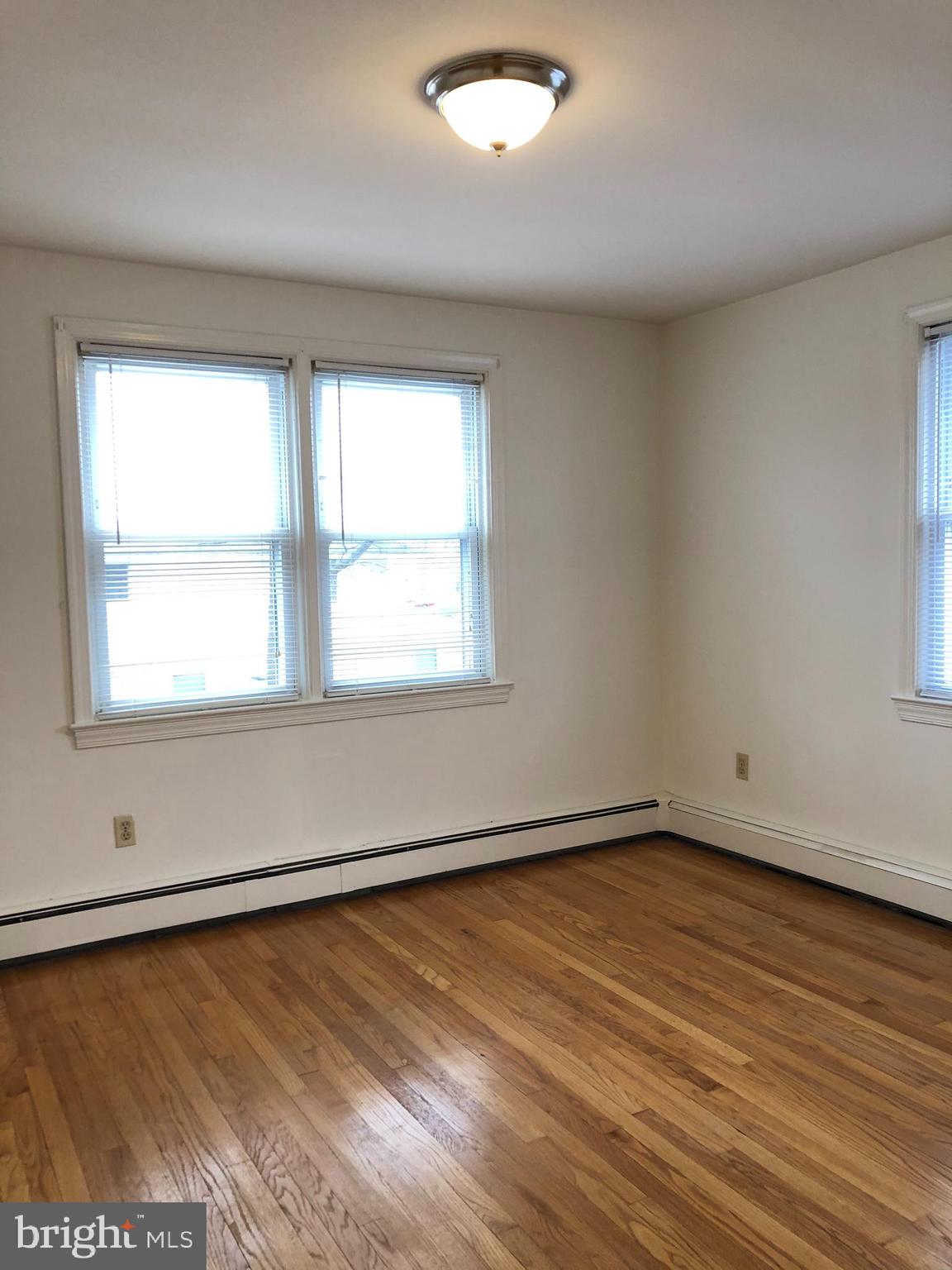 LAUREL PARK - Residential Lease