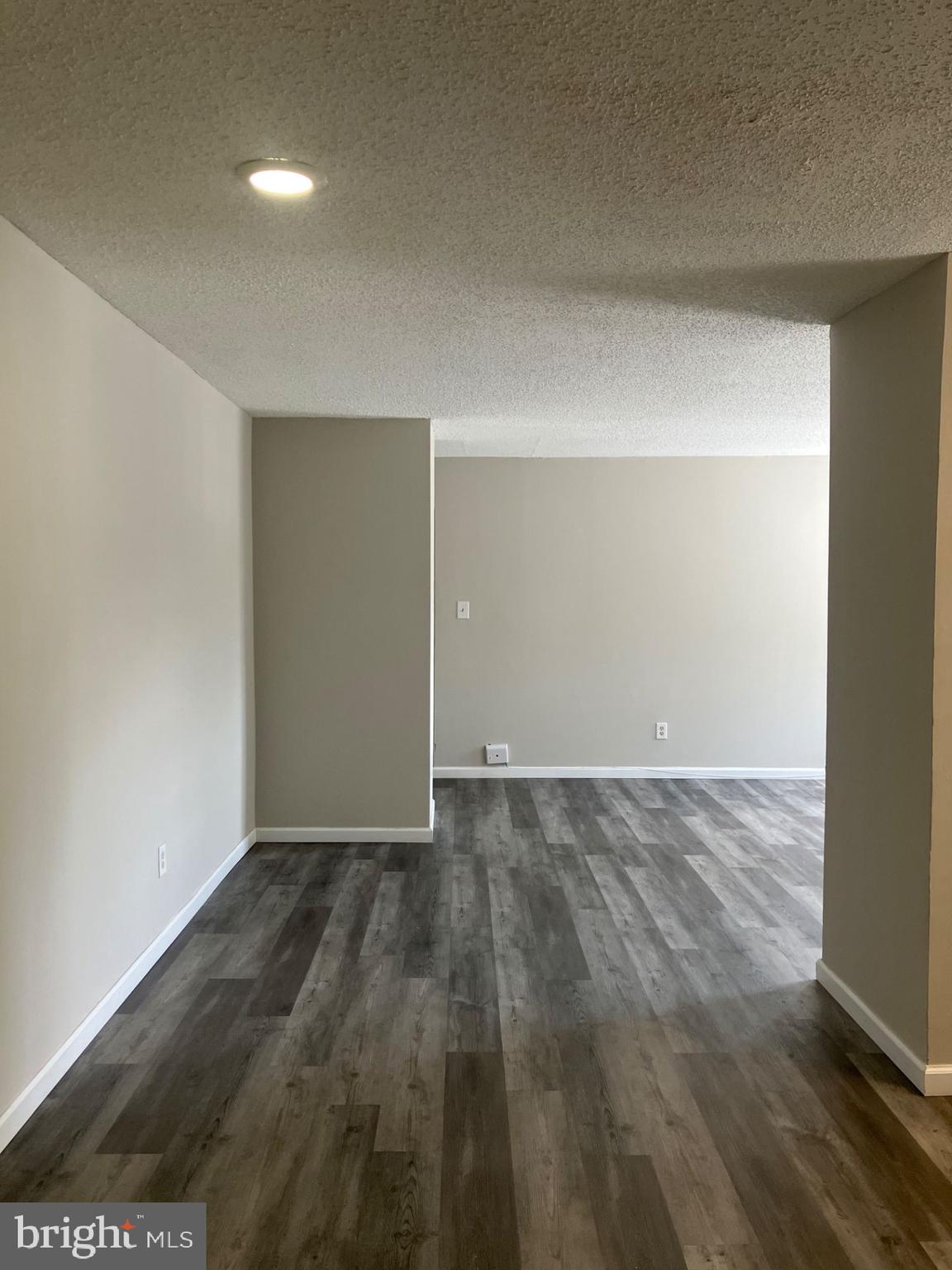 REISTERSTOWN - Residential