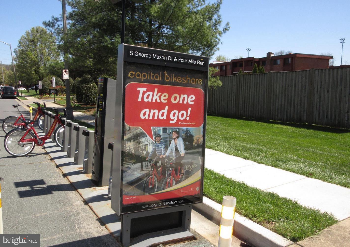 GEORGE MASON VILLAGE - Residential