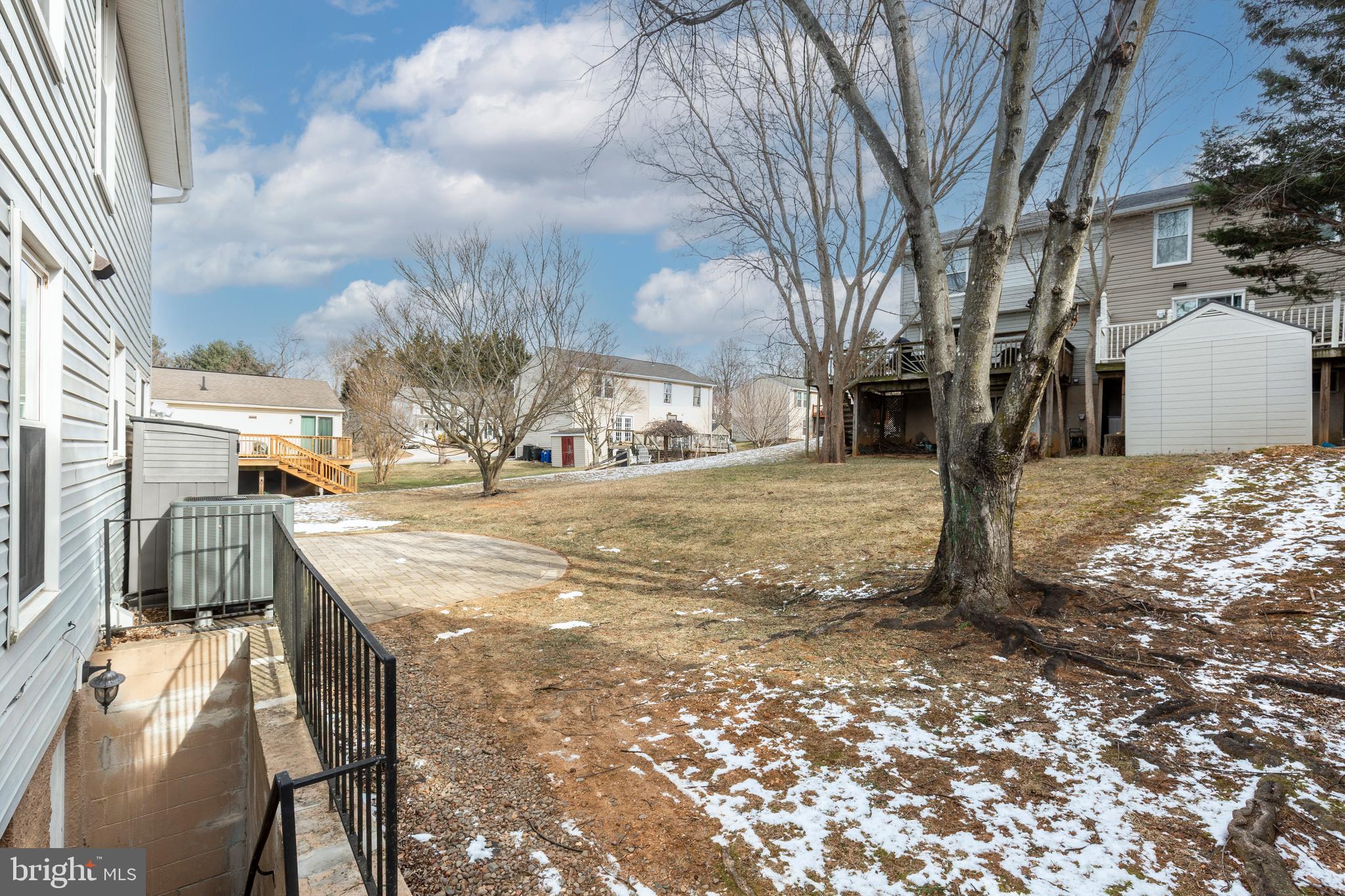 WASHINGTON CENTER - Residential