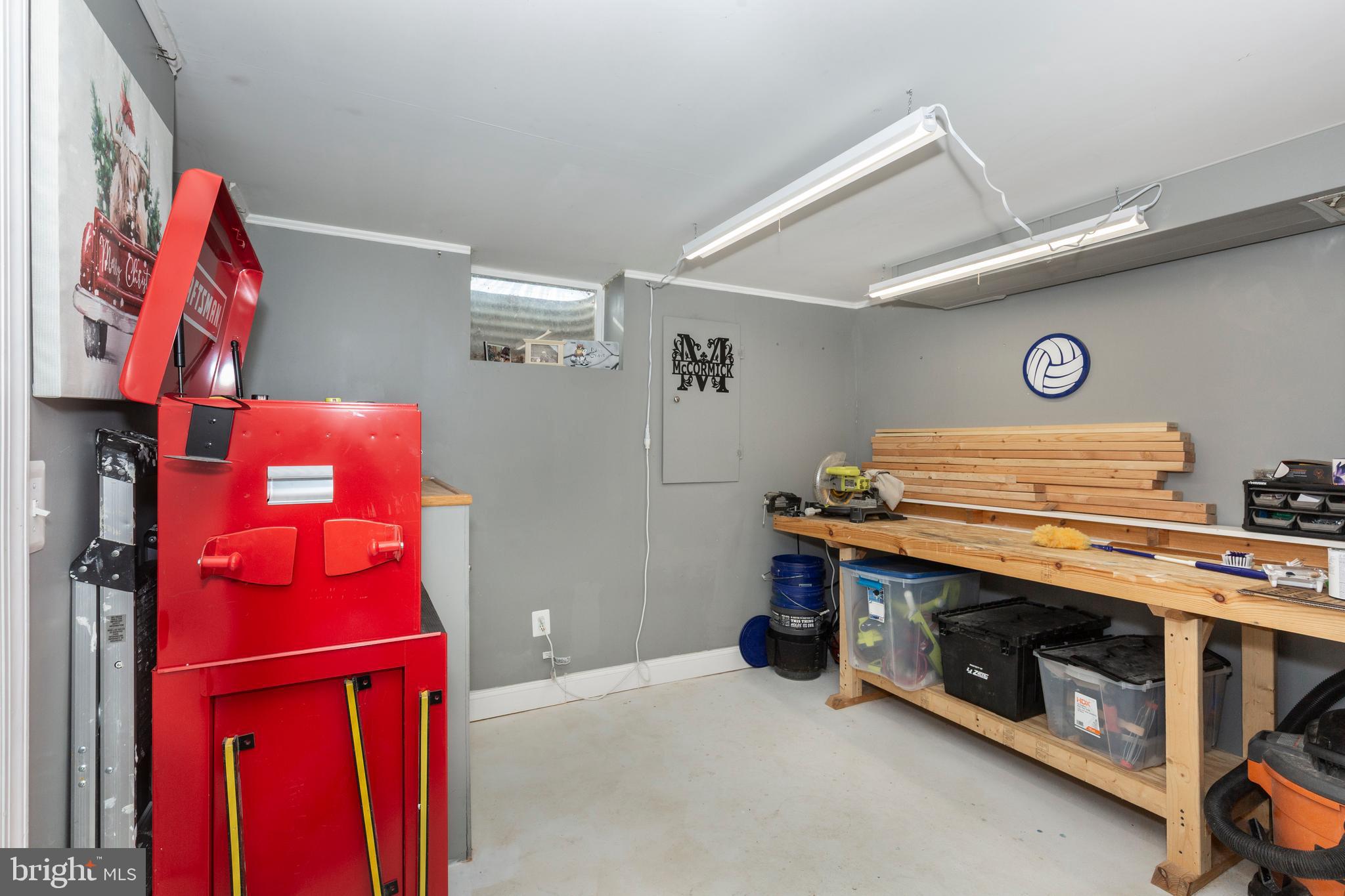 WASHINGTON CENTER - Residential