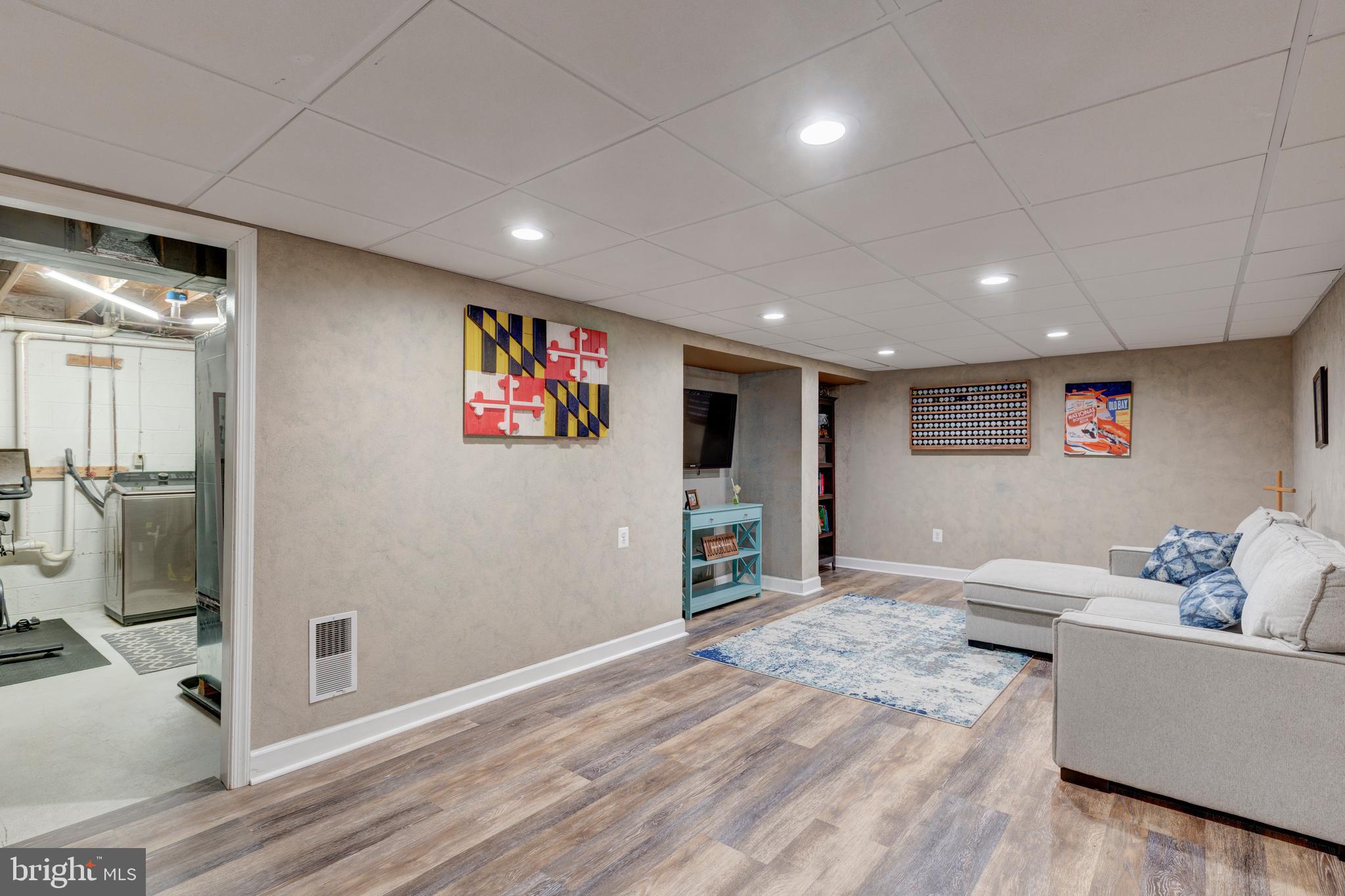 WASHINGTON CENTER - Residential