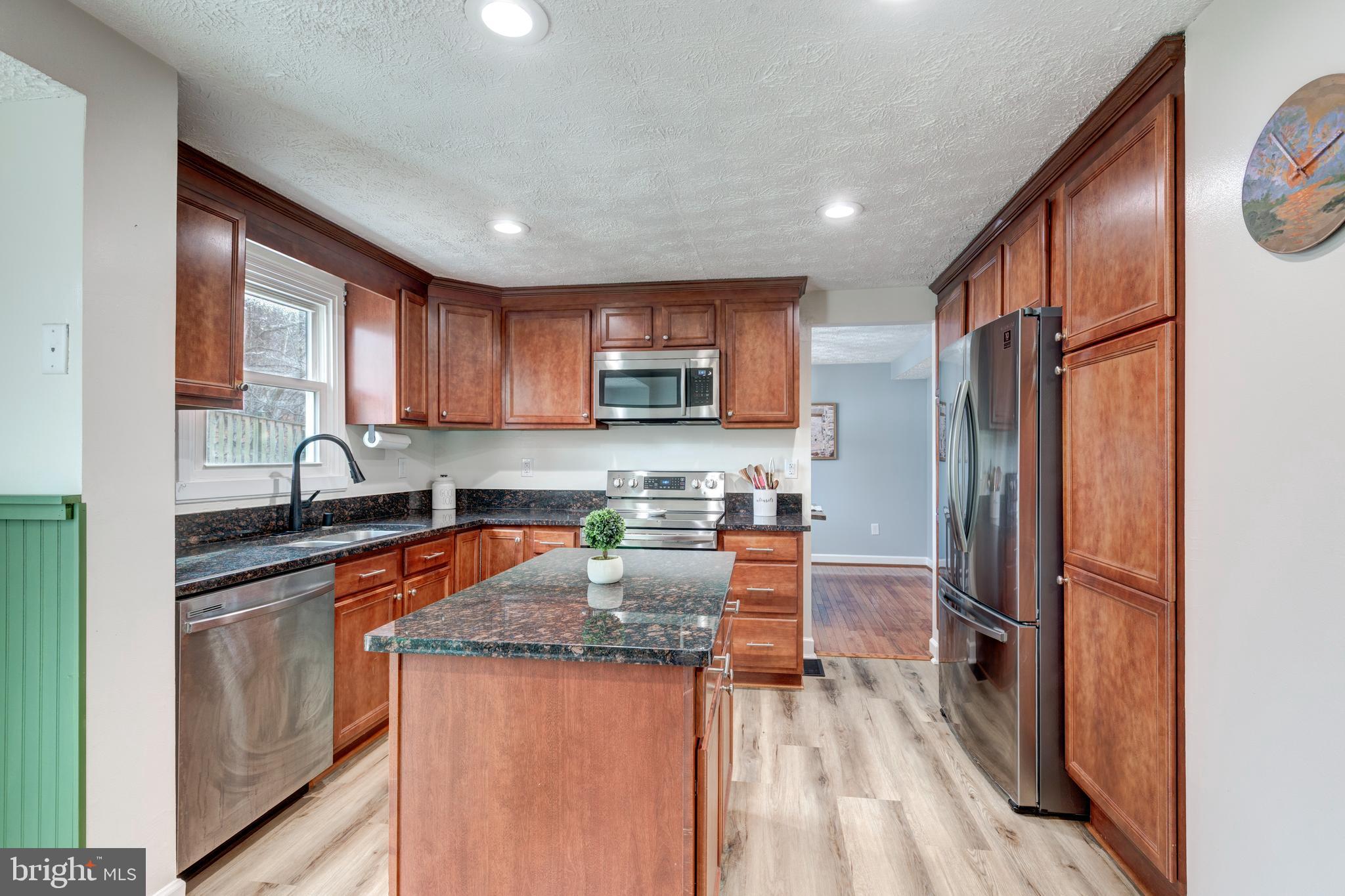 1103 TALL PINES DRIVE