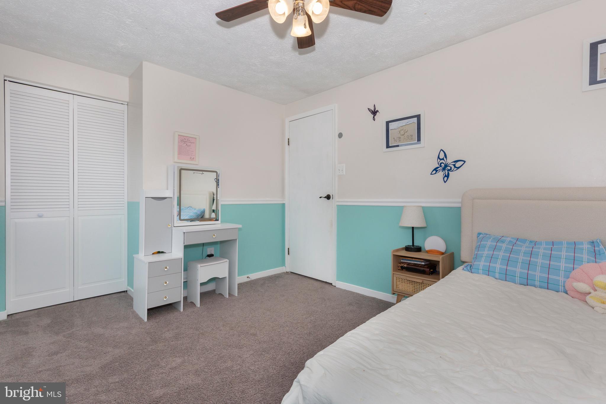 WASHINGTON CENTER - Residential