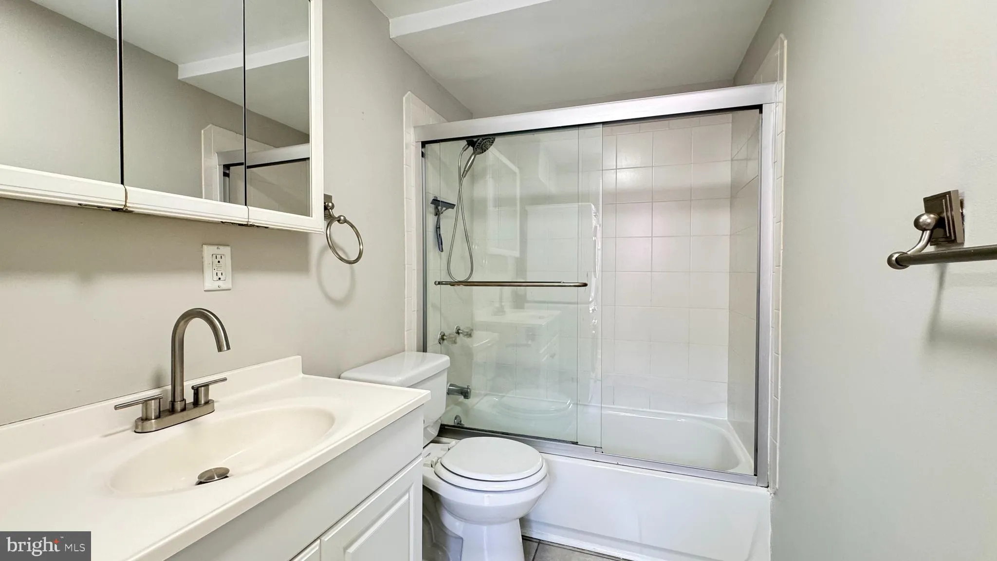 Philadelphia, Pennsylvania 19146, United States, 1 Bedroom Bedrooms, ,1 BathroomBathrooms,Residential,Coming Soon,208223