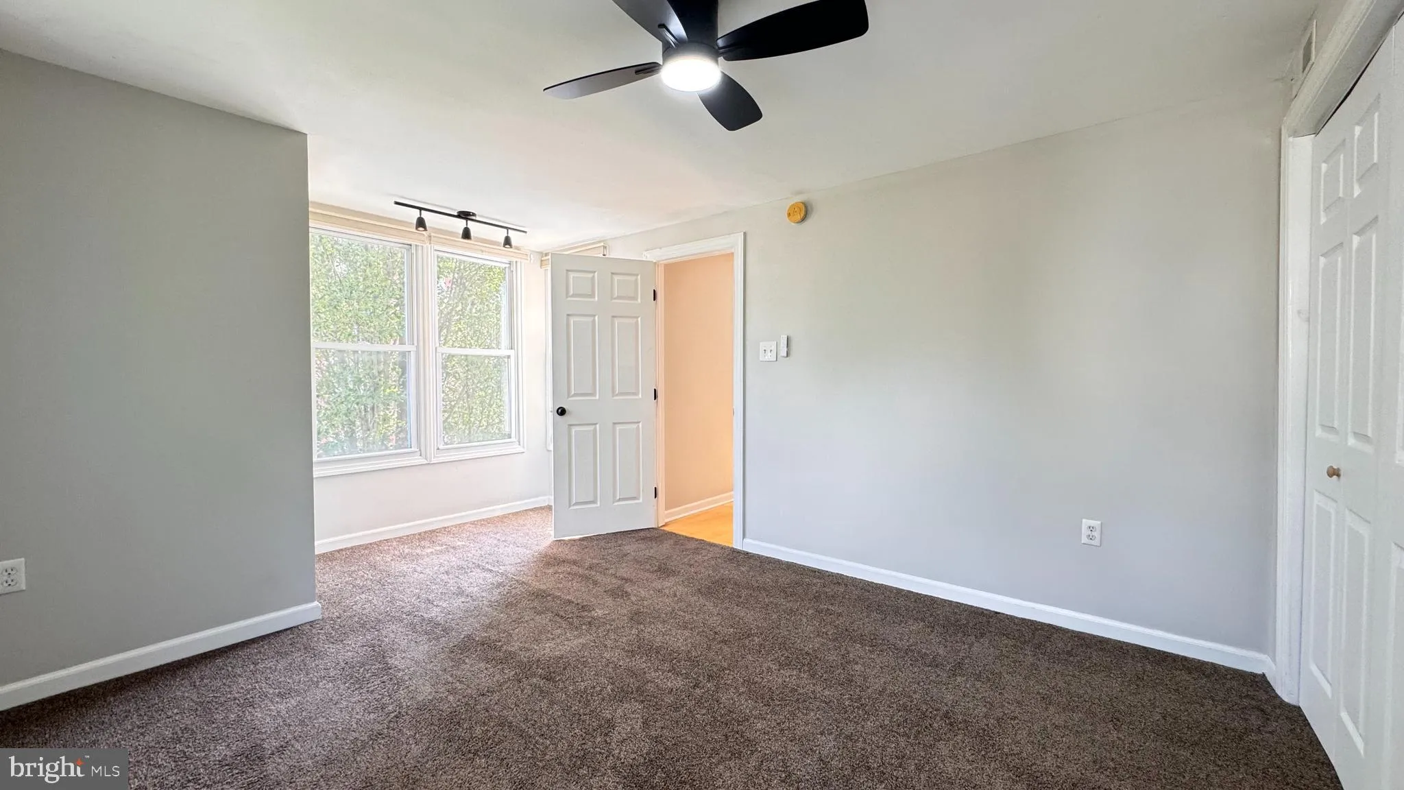 Philadelphia, Pennsylvania 19146, United States, 1 Bedroom Bedrooms, ,1 BathroomBathrooms,Residential,Coming Soon,208223