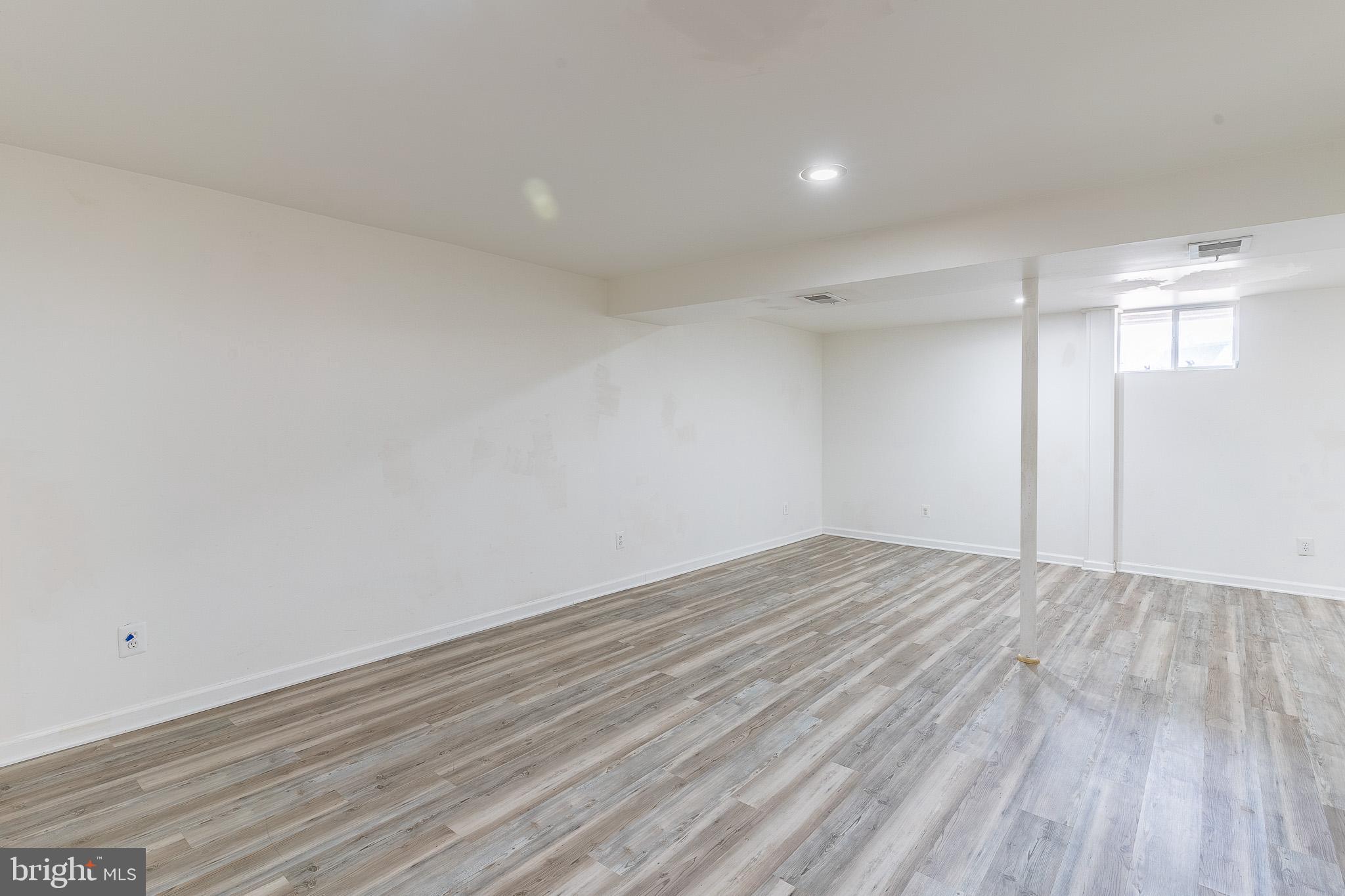 SPRINGFIELD ESTATES - Residential Lease